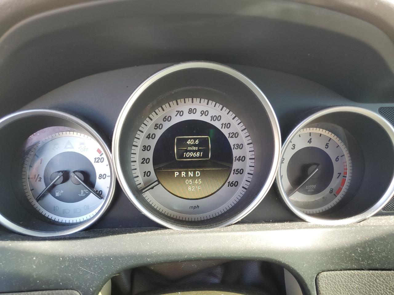 2012 Mercedes-Benz C 250 VIN: WDDGF4HB1CR215001 Lot: 81078235