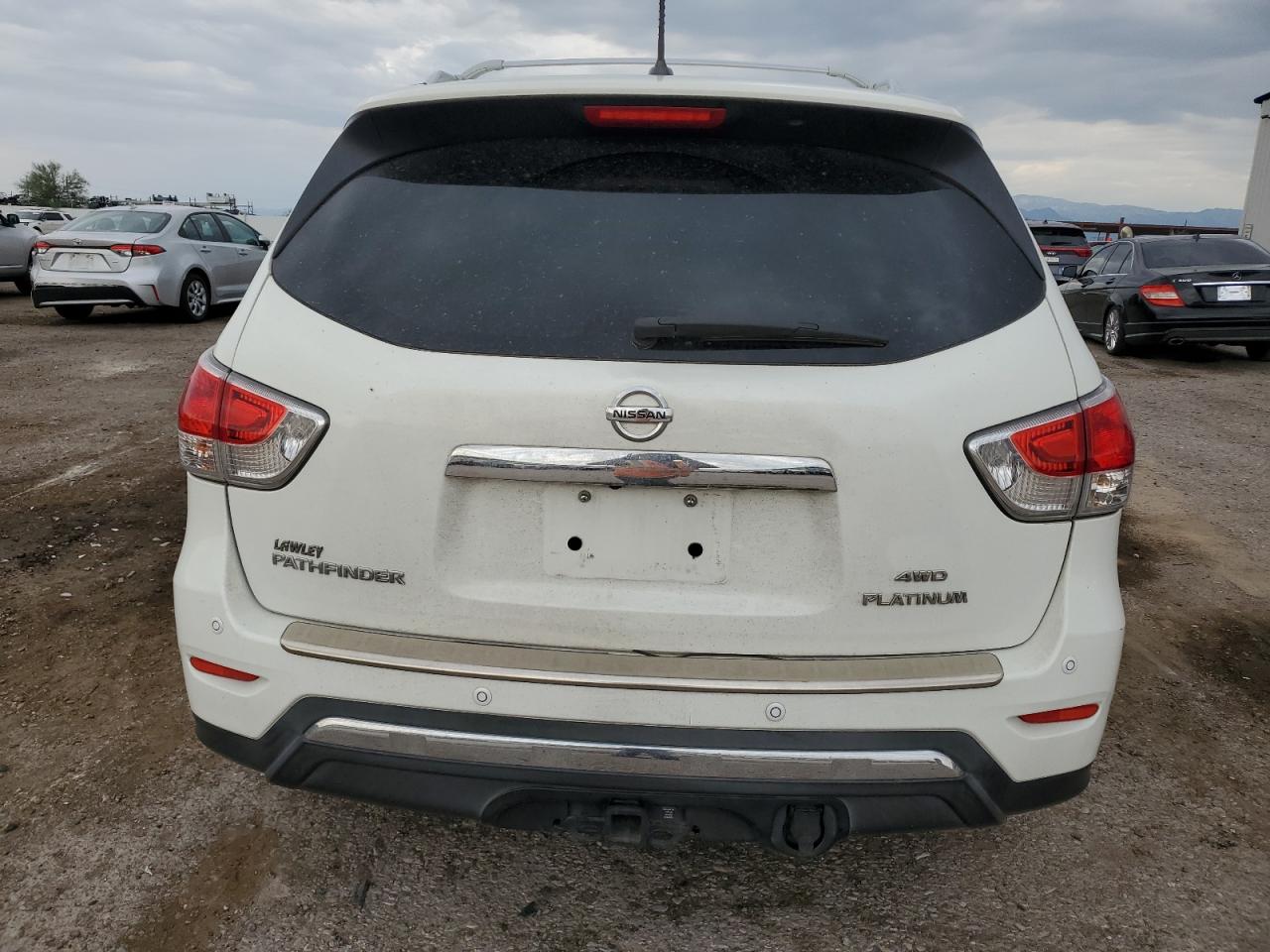 2014 Nissan Pathfinder S VIN: 5N1AR2MM4EC695328 Lot: 85913125