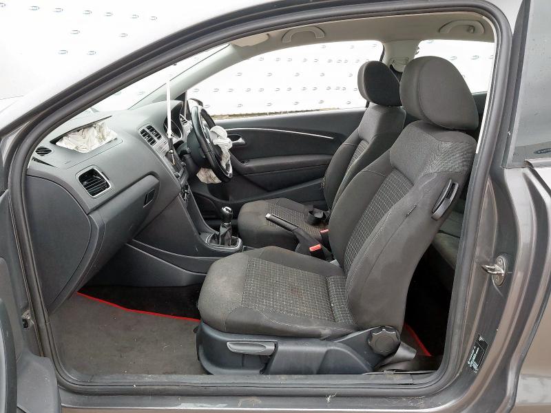 2015 VOLKSWAGEN POLO SE 
