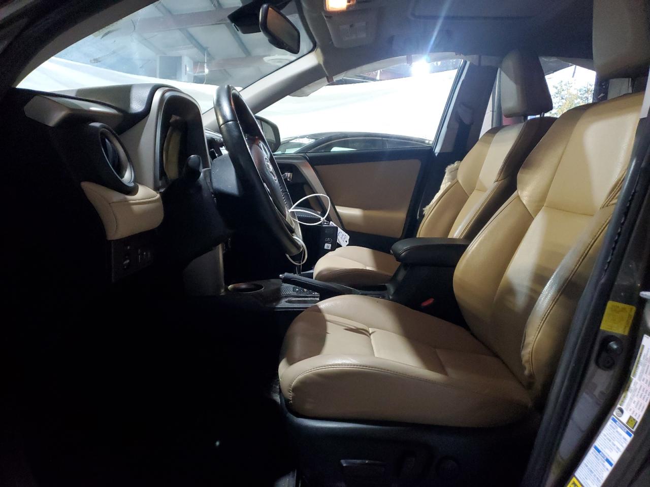 2015 Toyota Rav4 Limited VIN: 2T3DFREV2FW300667 Lot: 82396345