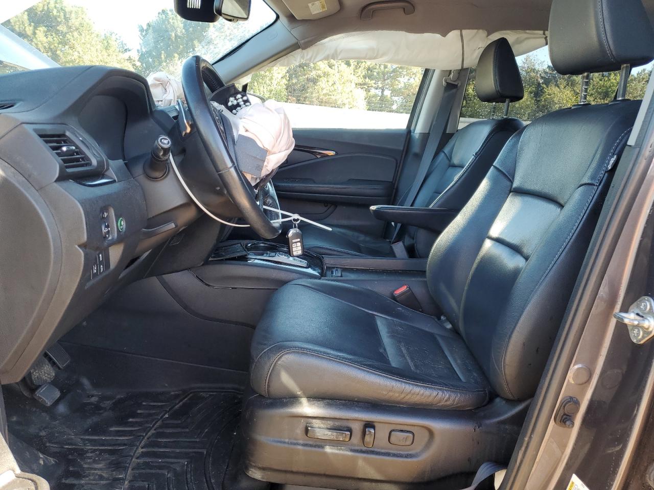 2018 Honda Pilot Touring VIN: 5FNYF6H91JB005668 Lot: 85587675