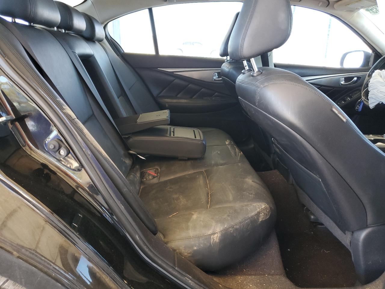 2015 Infiniti Q50 Base VIN: JN1BV7AP4FM351562 Lot: 82495935