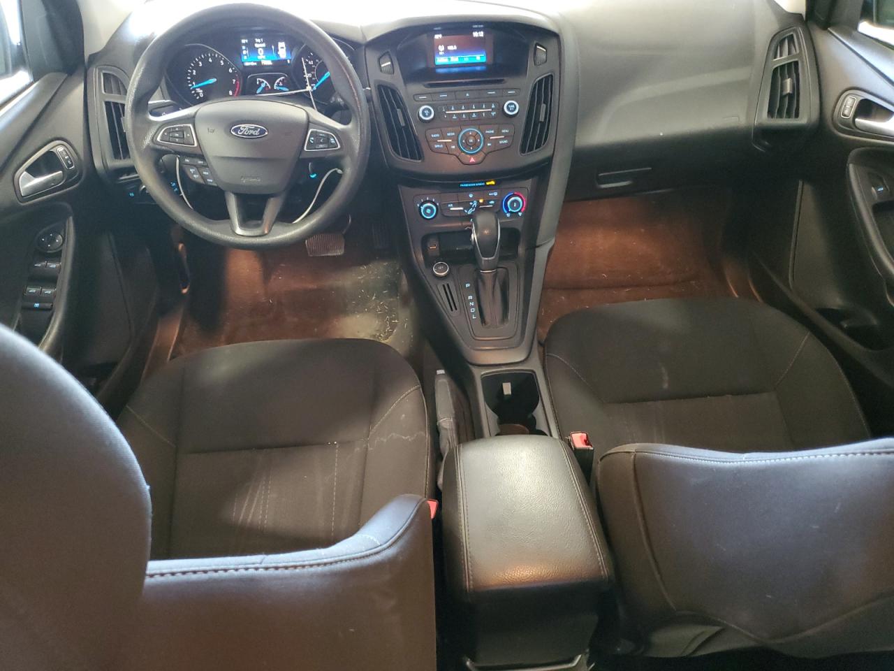 2017 Ford Focus Se VIN: 1FADP3F2XHL309272 Lot: 81992155