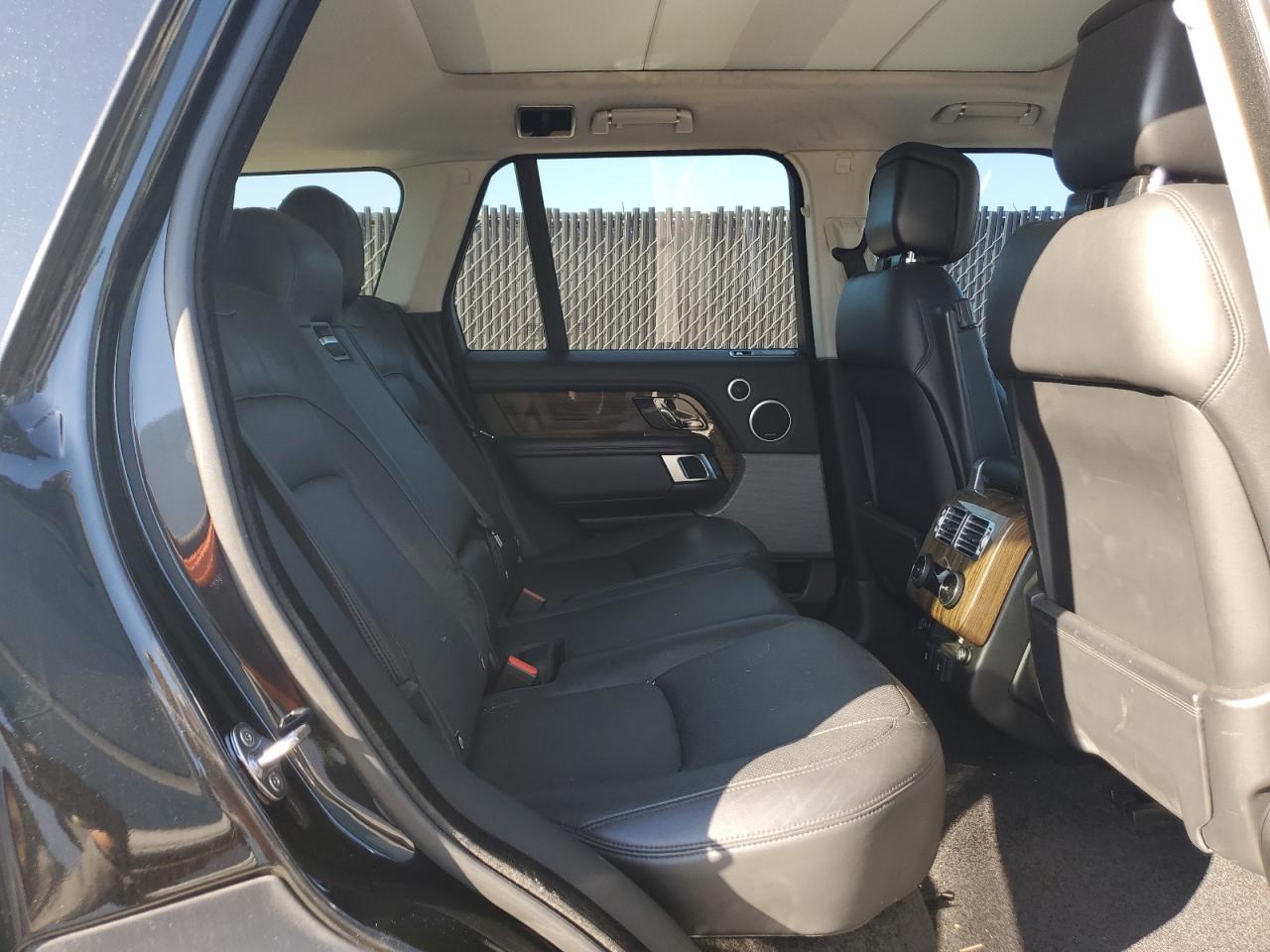 2018 Land Rover Range Rover Supercharged VIN: SALGS2RE4JA383271 Lot: 86464675