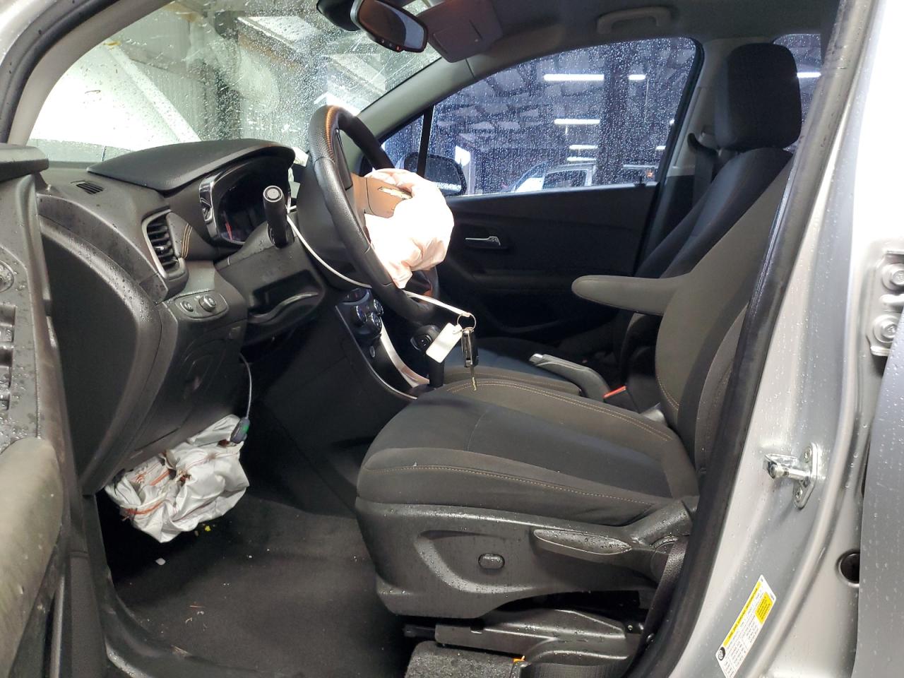 2018 Chevrolet Trax Ls VIN: KL7CJKSB0JB628745 Lot: 90074825