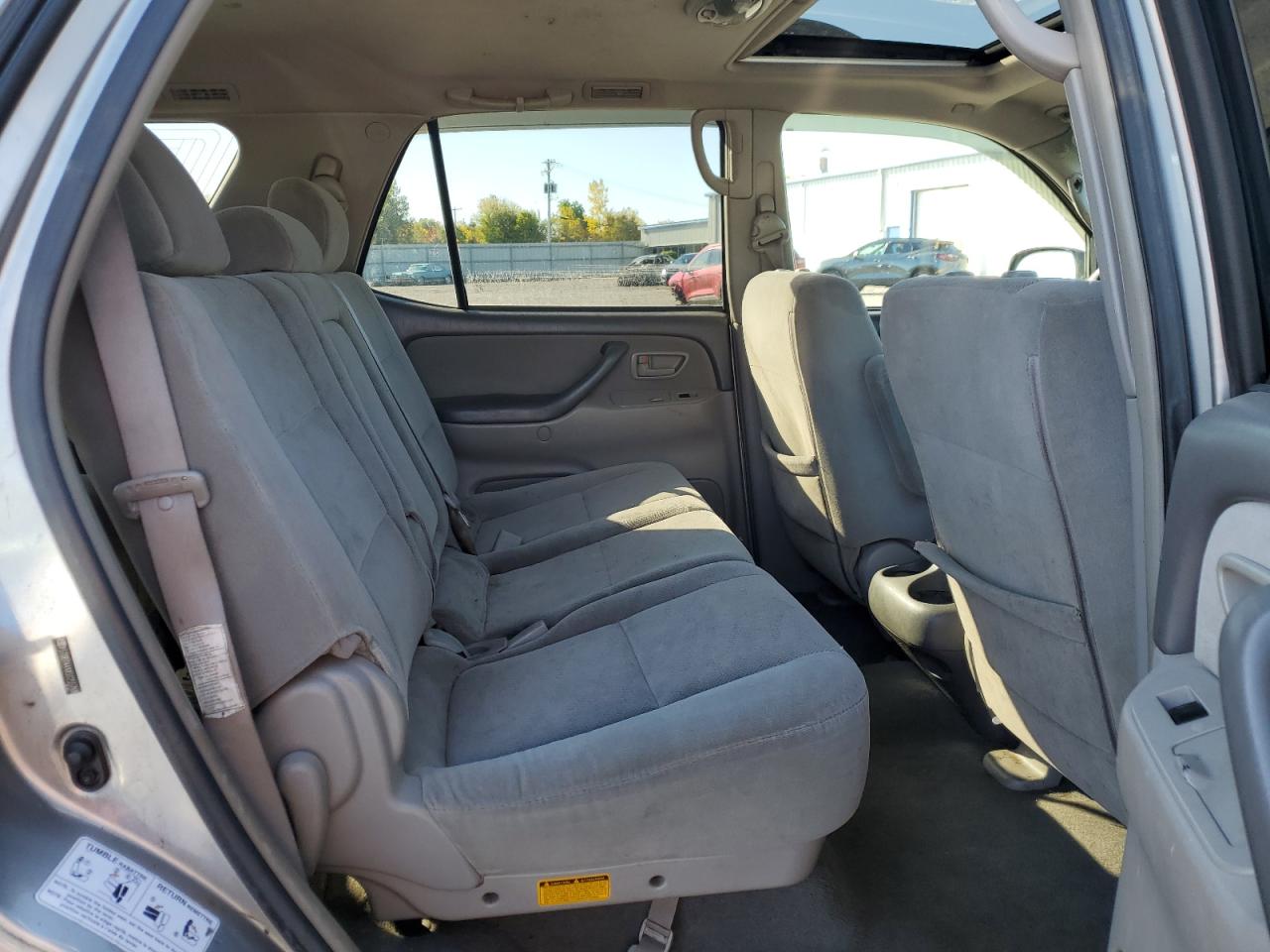 2005 Toyota Sequoia Sr5 VIN: 5TDBT44AX5S255768 Lot: 85342335