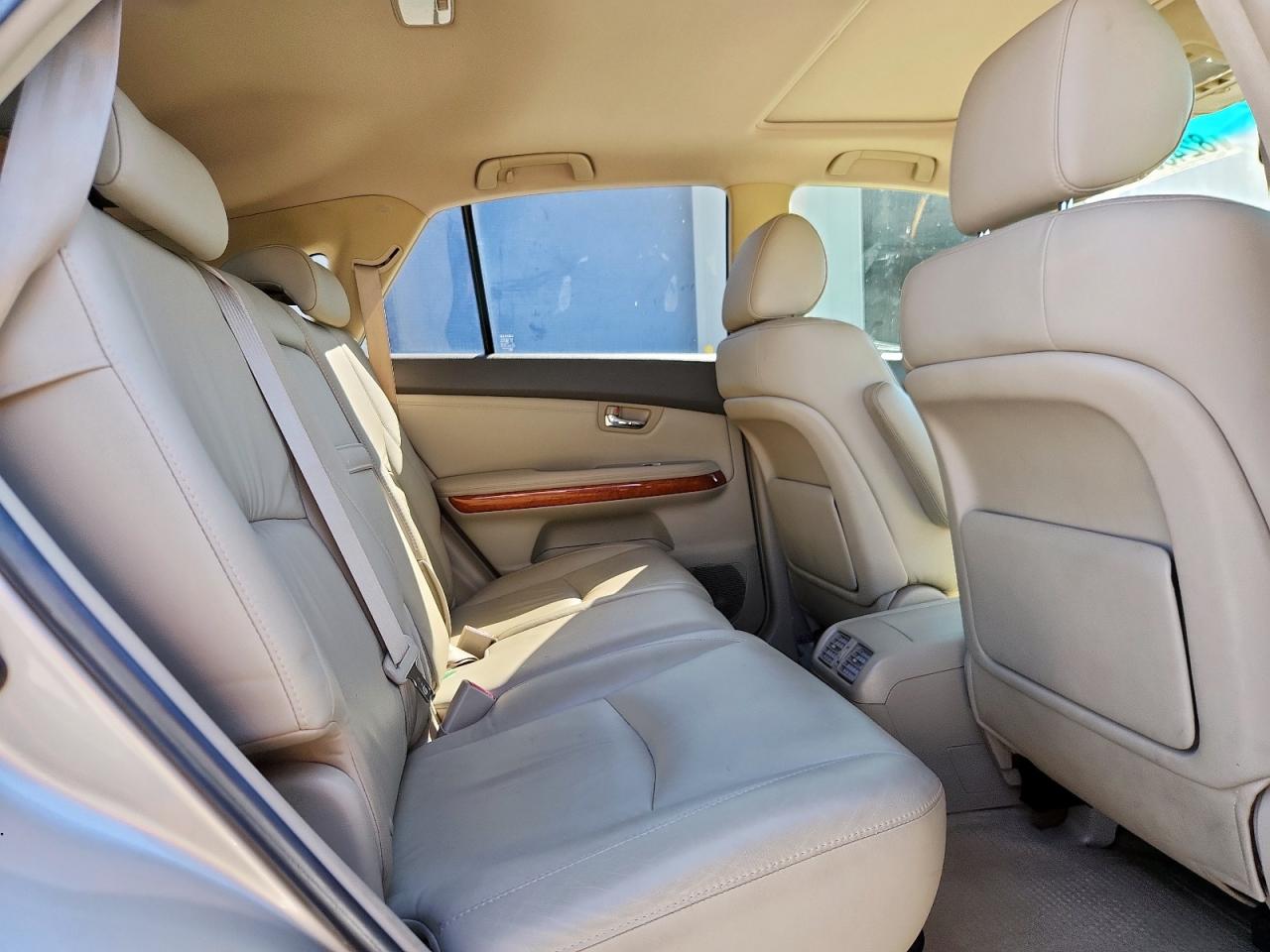 2007 Lexus Rx 350 VIN: JTJGK31U570007500 Lot: 82433425
