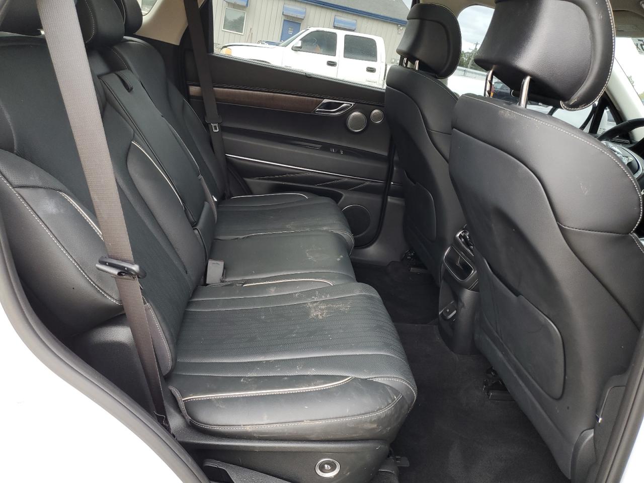 2024 Genesis Gv80 Base VIN: KMUHBDSB2RU171158 Lot: 90473165