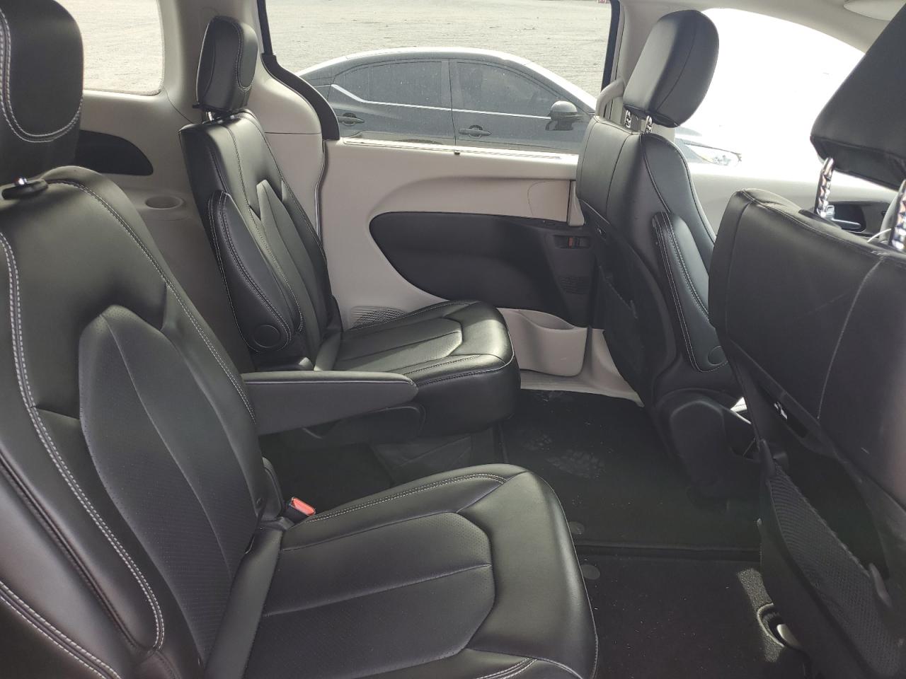 2024 Chrysler Pacifica Touring L VIN: 2C4RC1BG9RR114418 Lot: 89618255