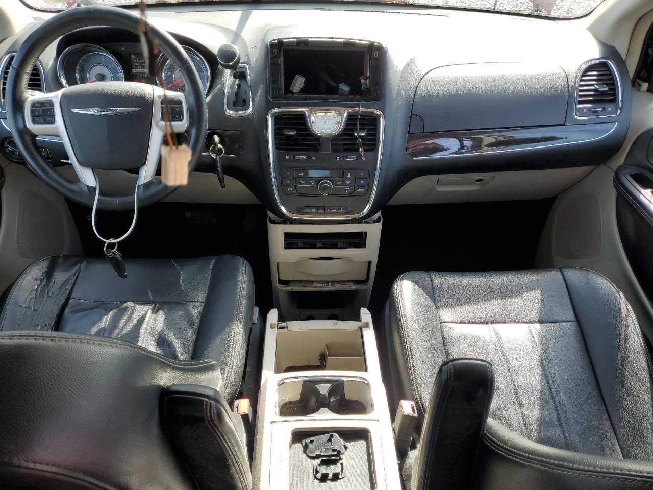2014 Chrysler Town & Country Touring VIN: 2C4RC1BG5ER218155 Lot: 84285365