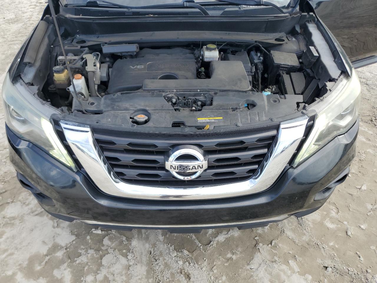2018 Nissan Pathfinder S VIN: 5N1DR2MN5JC636627 Lot: 86070505
