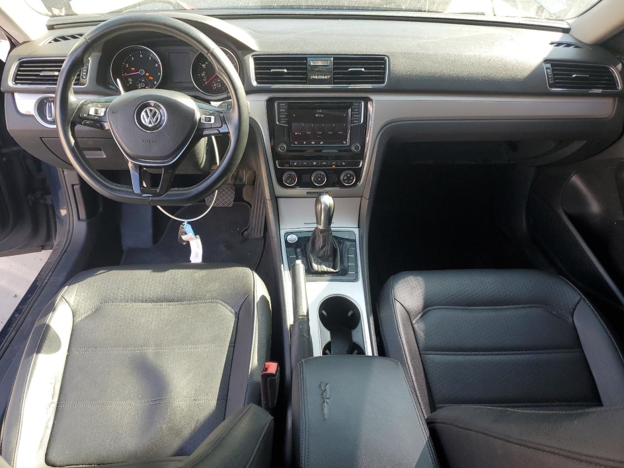 2019 Volkswagen Passat Wolfsburg VIN: 1VWLA7A34KC002117 Lot: 81999595