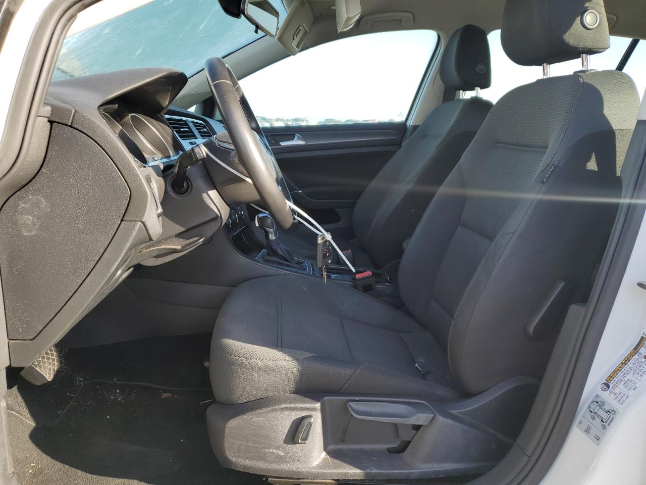 2017 Volkswagen E-Golf Se VIN: WVWKR7AU5HW953952 Lot: 85146735