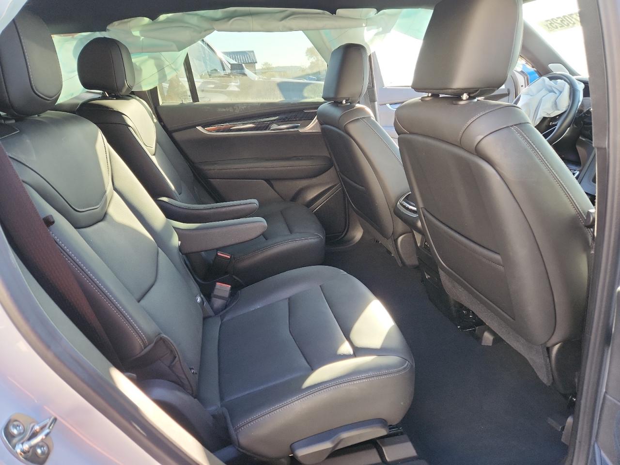 2025 Cadillac Xt6 Premium Luxury VIN: 1GYKPDRS5SZ143678 Lot: 89870525