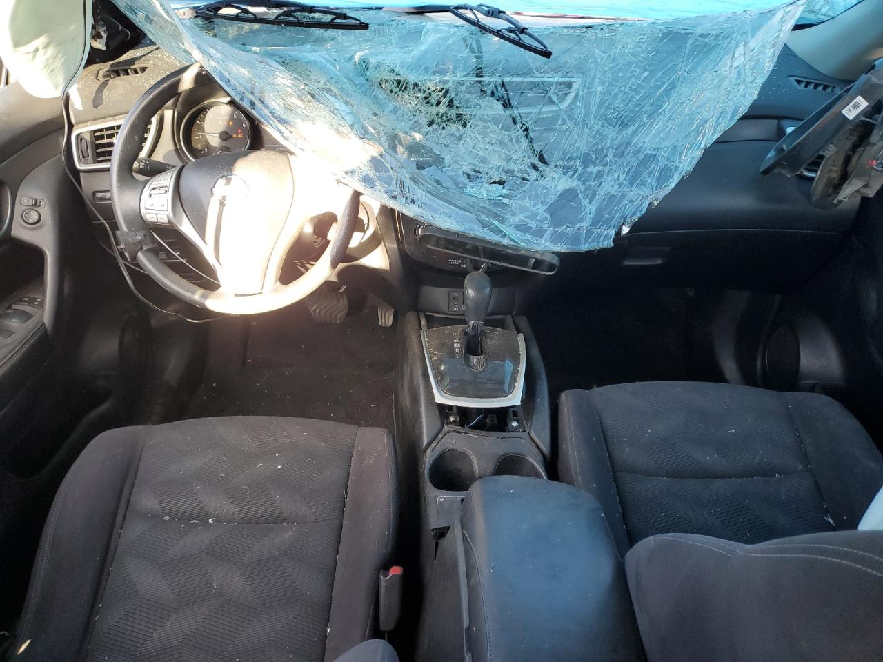 2016 Nissan Rogue S VIN: JN8AT2MV7GW133976 Lot: 84593675