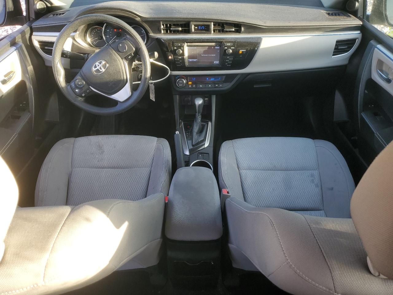 2016 Toyota Corolla L VIN: 5YFBURHE3GP422815 Lot: 85665655