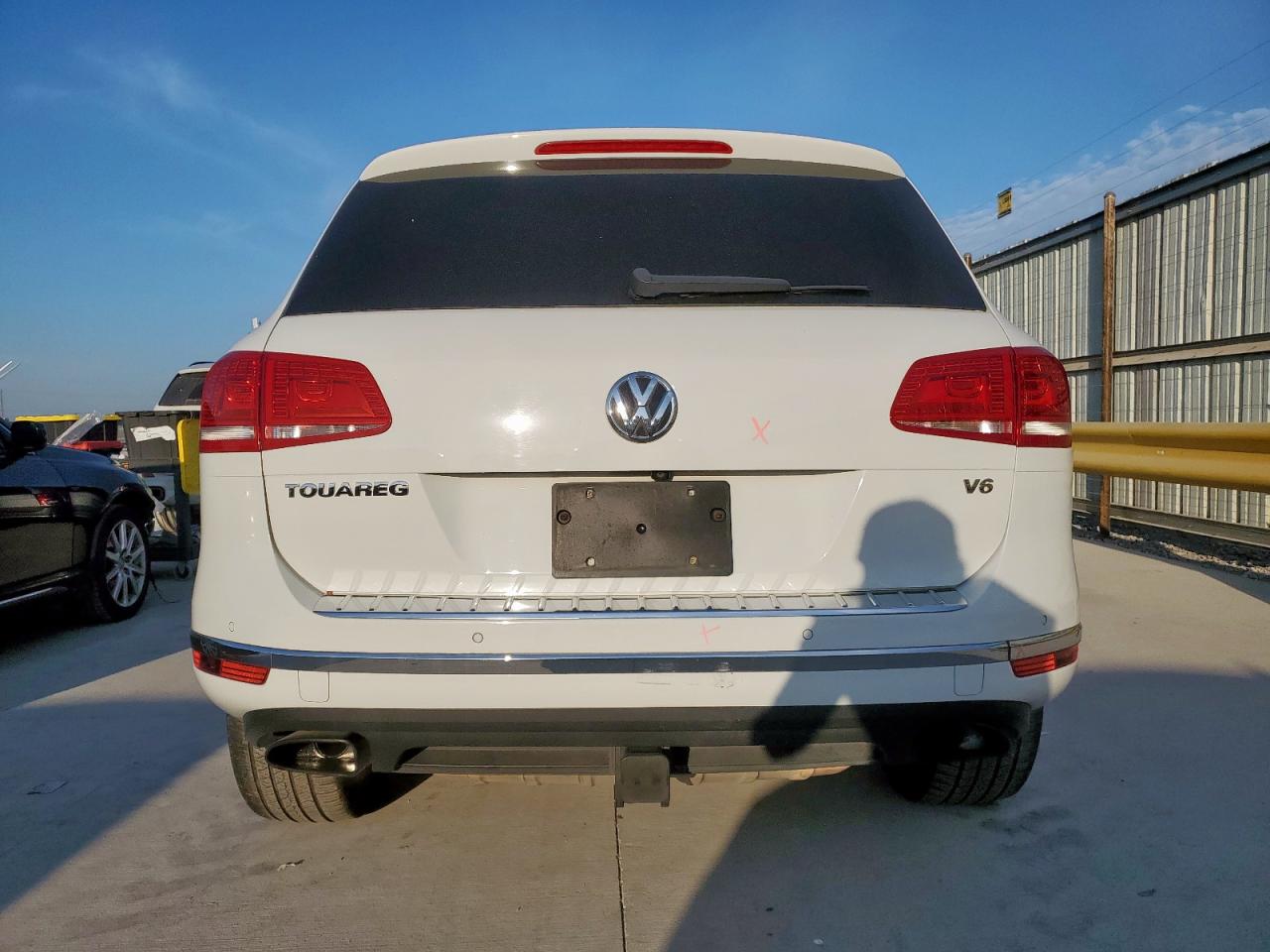 2016 Volkswagen Touareg Sport VIN: WVGEF9BP5GD007401 Lot: 84969655