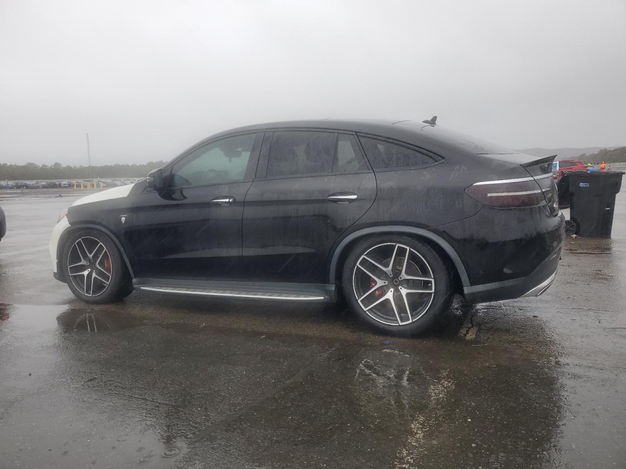 Фото: 4JGED6EB4GA032974