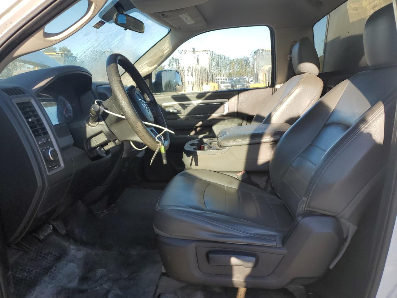 2016 Ram 1500 St VIN: 3C6JR6DT5GG213668 Lot: 89612815