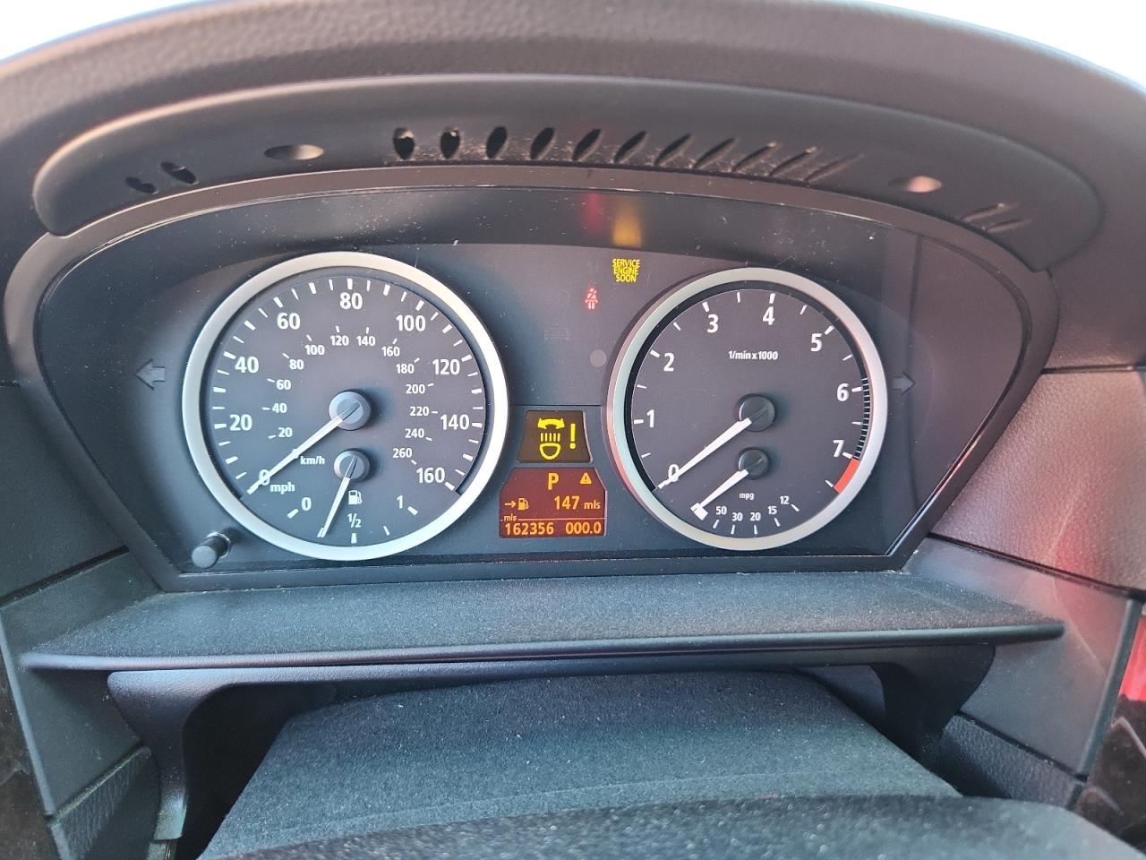 Фото: WBANF735X6CU20647