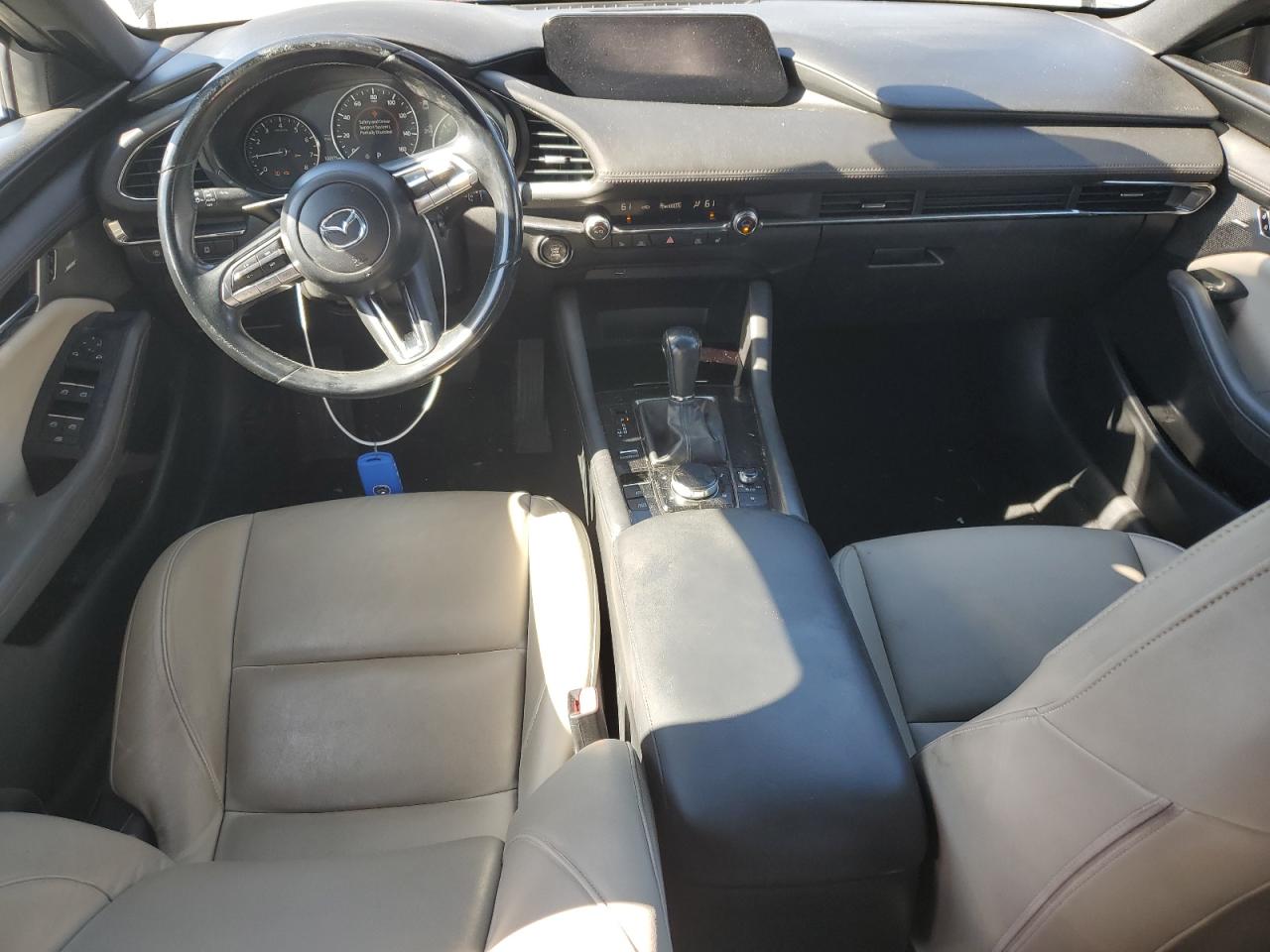 2019 Mazda 3 Preferred VIN: JM1BPBMM2K1124412 Lot: 82469025