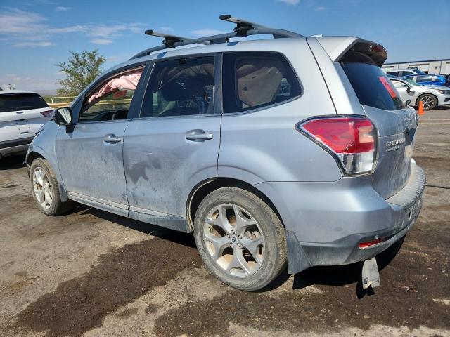  SUBARU FORESTER 2017 Серебристый