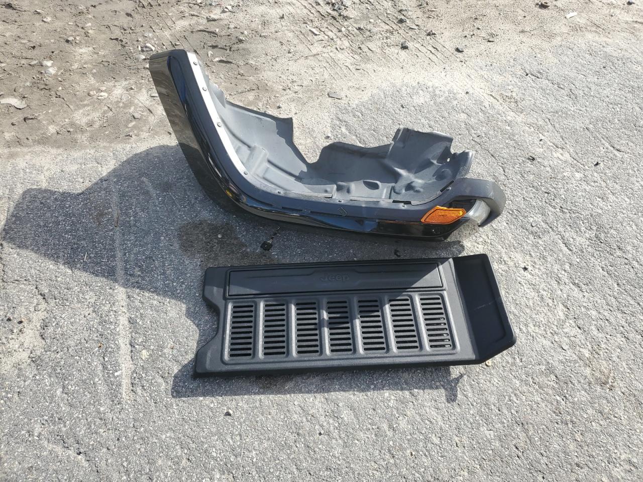 2020 Jeep Wrangler Unlimited Sahara VIN: 1C4HJXENXLW213469 Lot: 85167965