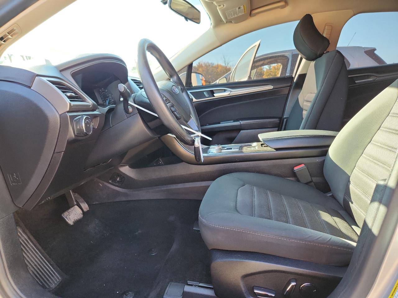 2018 Ford Fusion Se VIN: 3FA6P0H7XJR270903 Lot: 90715605