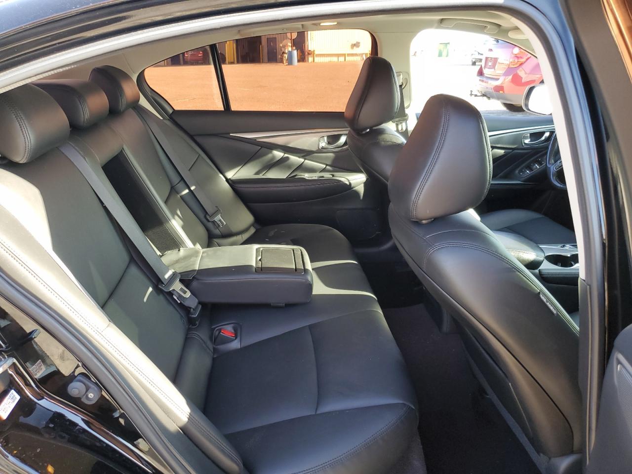 2015 Infiniti Q50 Base VIN: JN1BV7AP2FM353469 Lot: 82585405