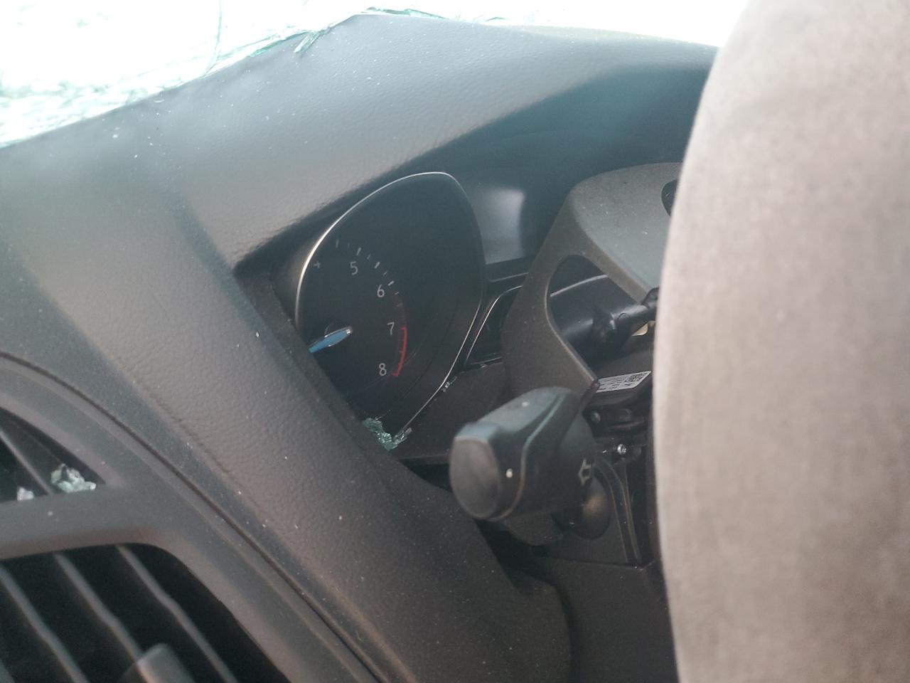 2015 Ford Focus Se VIN: 1FADP3K28FL218536 Lot: 85725245