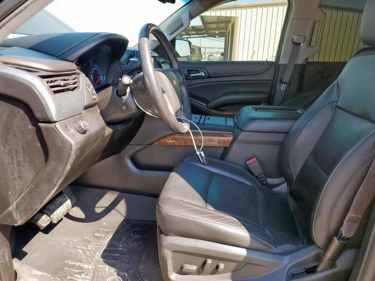 2017 Chevrolet Suburban C1500 Premier VIN: 1GNSCJKC2HR300652 Lot: 84946335