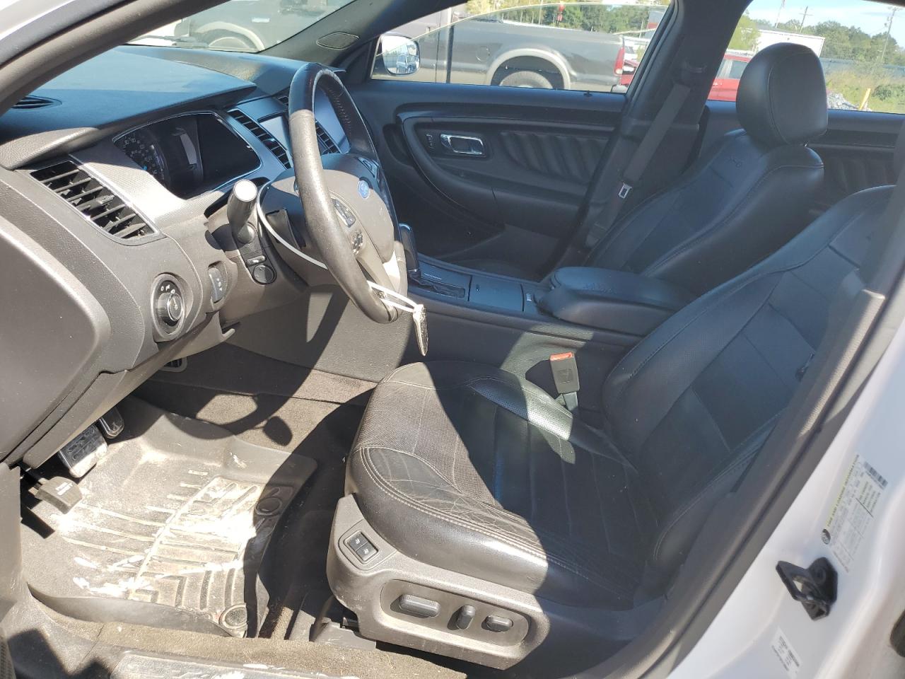 2015 Ford Taurus Sho VIN: 1FAHP2KT5FG130847 Lot: 84460565