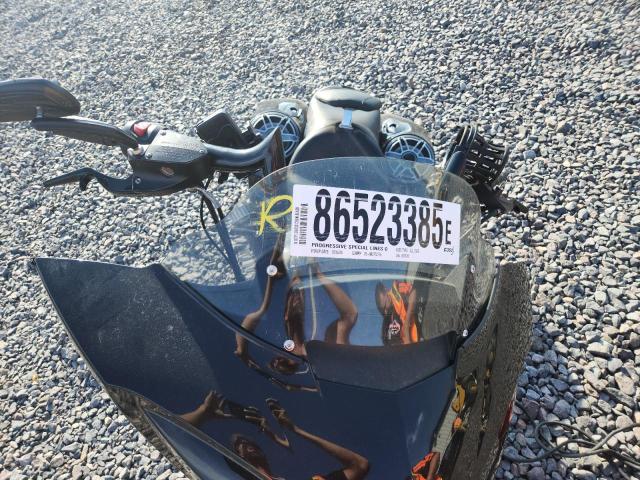 2014 VICTORY MOTORCYCLES CROSS COUNTRY 8-BALL  