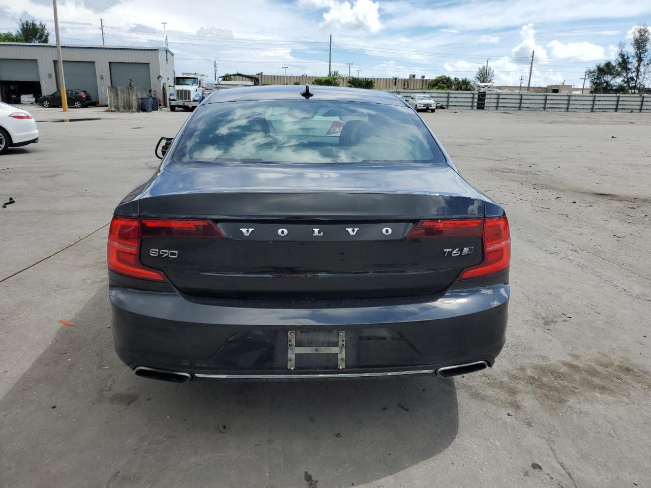 2017 Volvo S90 T6 Inscription VIN: YV1A22ML3H1008625 Lot: 82269085