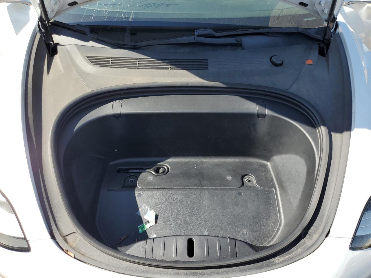 2019 Tesla Model 3 VIN: 5YJ3E1EAXKF483409 Lot: 87453135