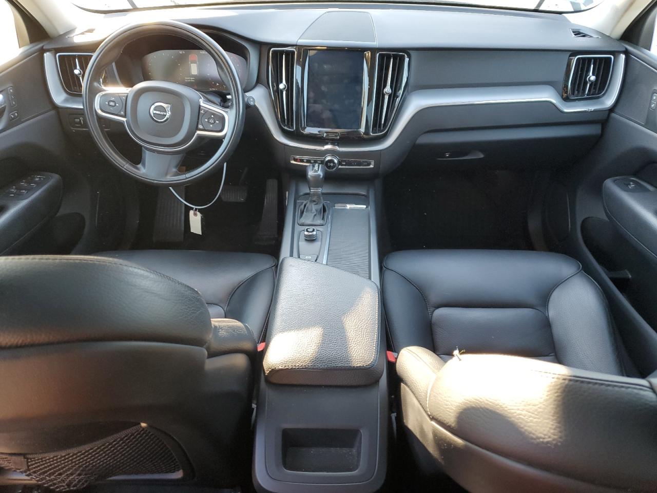 2018 Volvo Xc60 T6 VIN: LYVA22RK5JB111047 Lot: 87118325