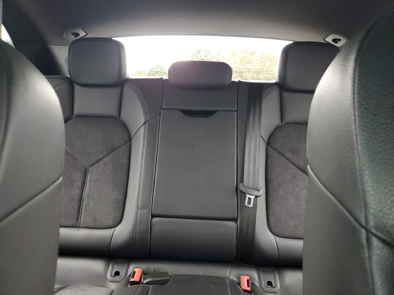 2018 Porsche Macan S VIN: WP1AB2A50JLB34977 Lot: 85163015