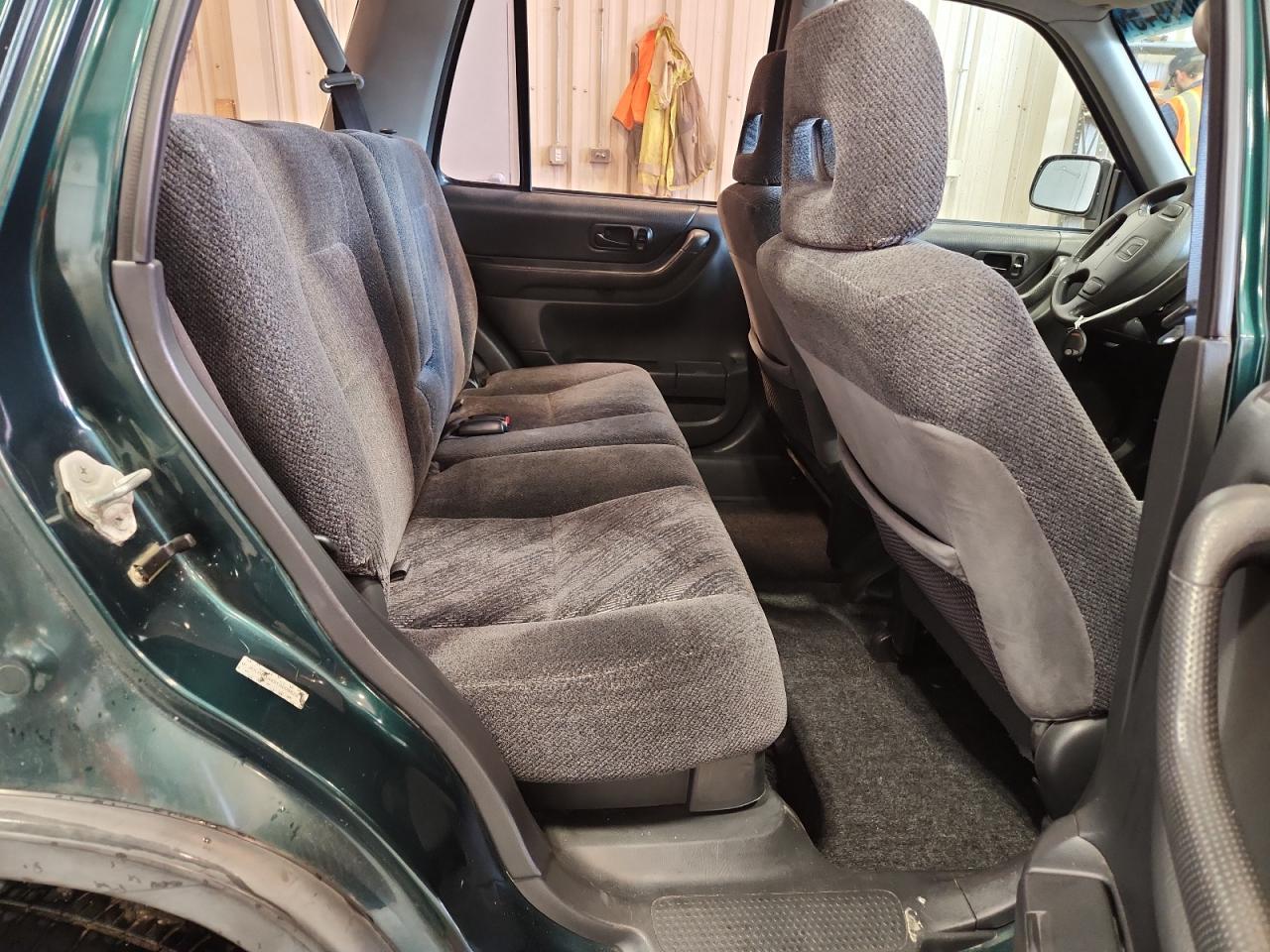 2001 Honda Cr-V Lx VIN: JHLRD18491S008826 Lot: 87304945