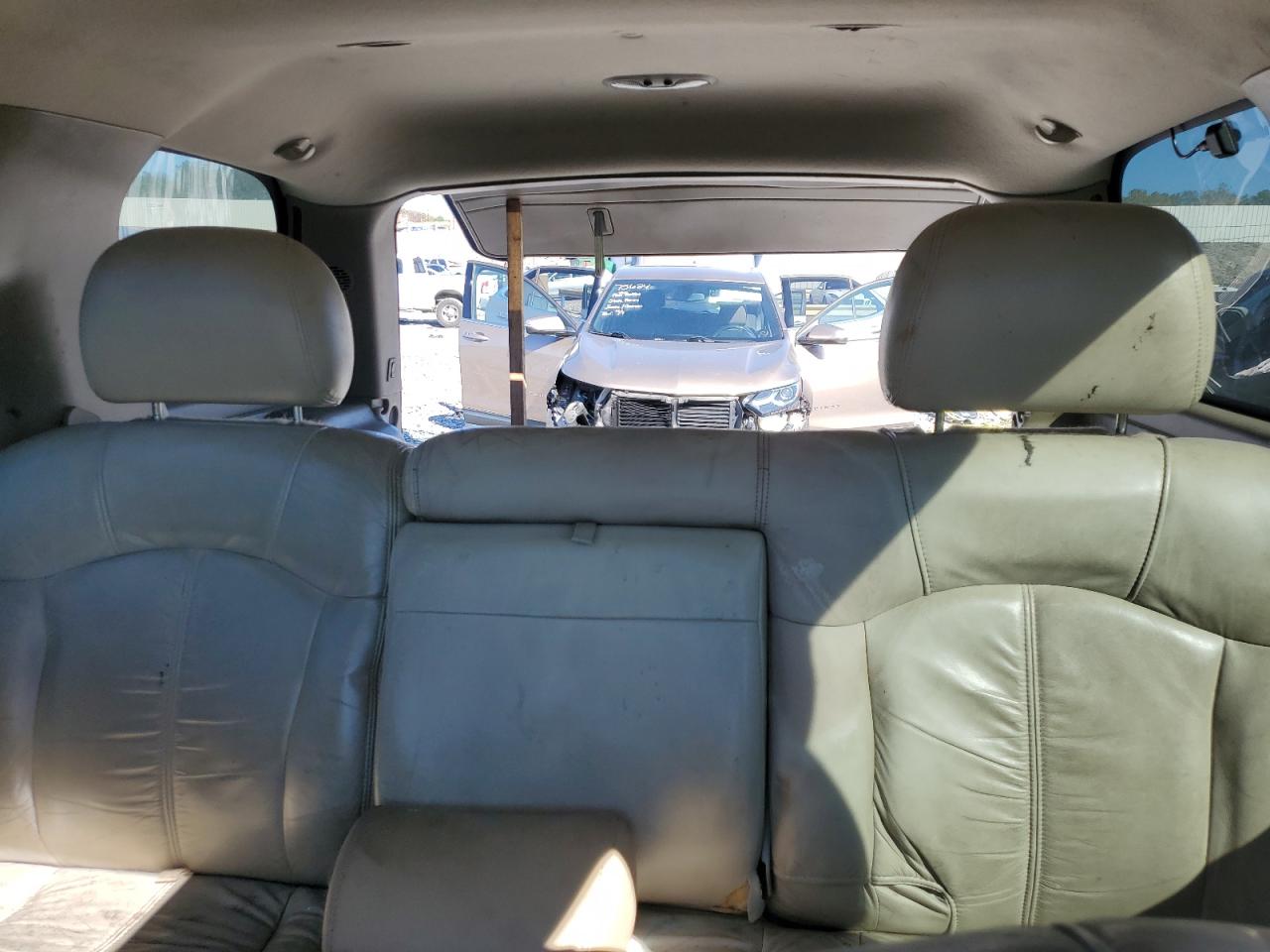 2001 Chevrolet Tahoe C1500 VIN: 1GNEC13T71R129754 Lot: 90677505