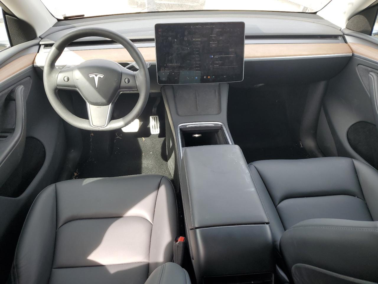 2025 Tesla Model Y VIN: 7SAYGDEF8SA339791 Lot: 89890825