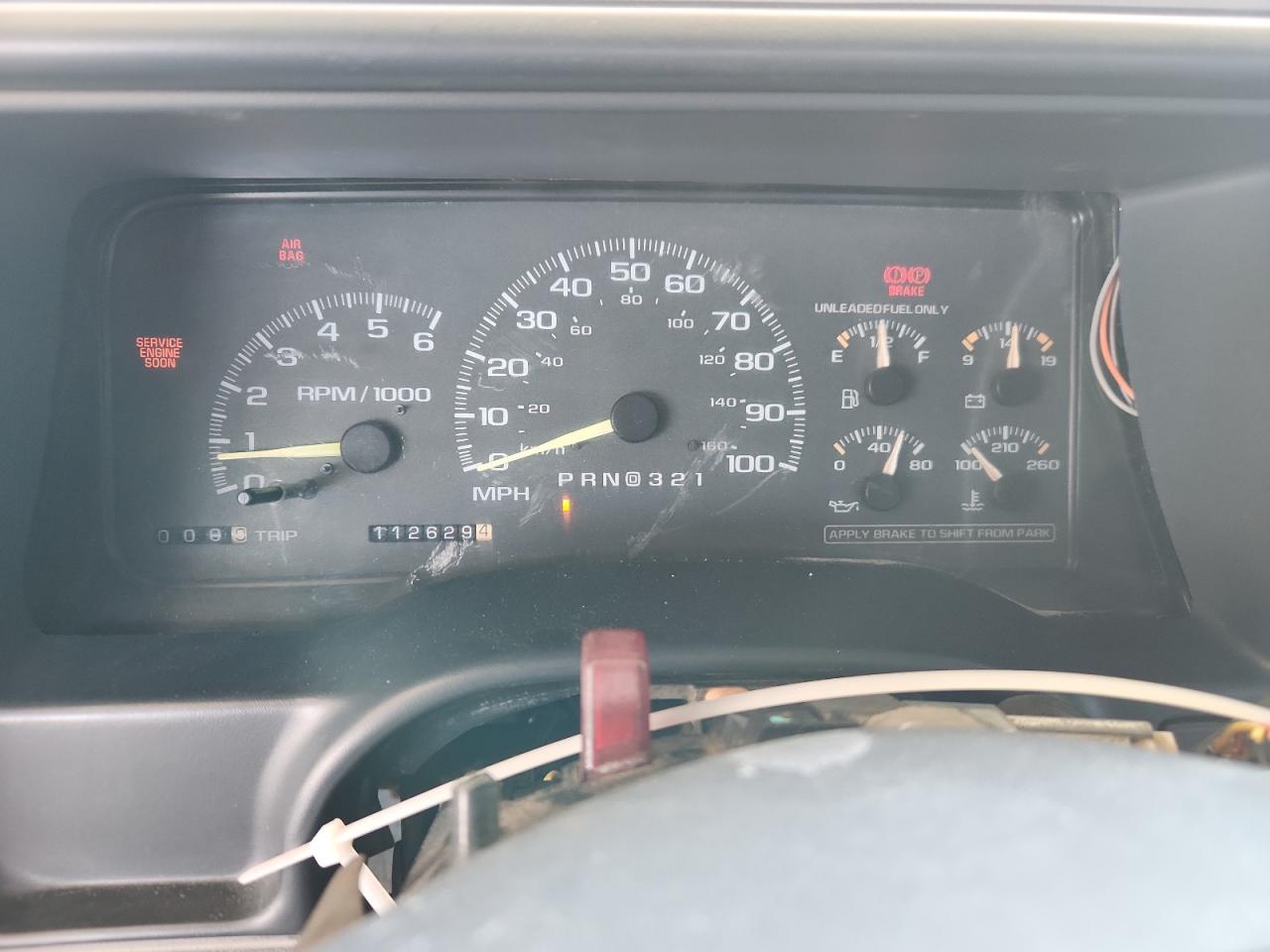 1998 Chevrolet Gmt-400 K1500 VIN: 1GCEK14R2WZ110406 Lot: 84933525