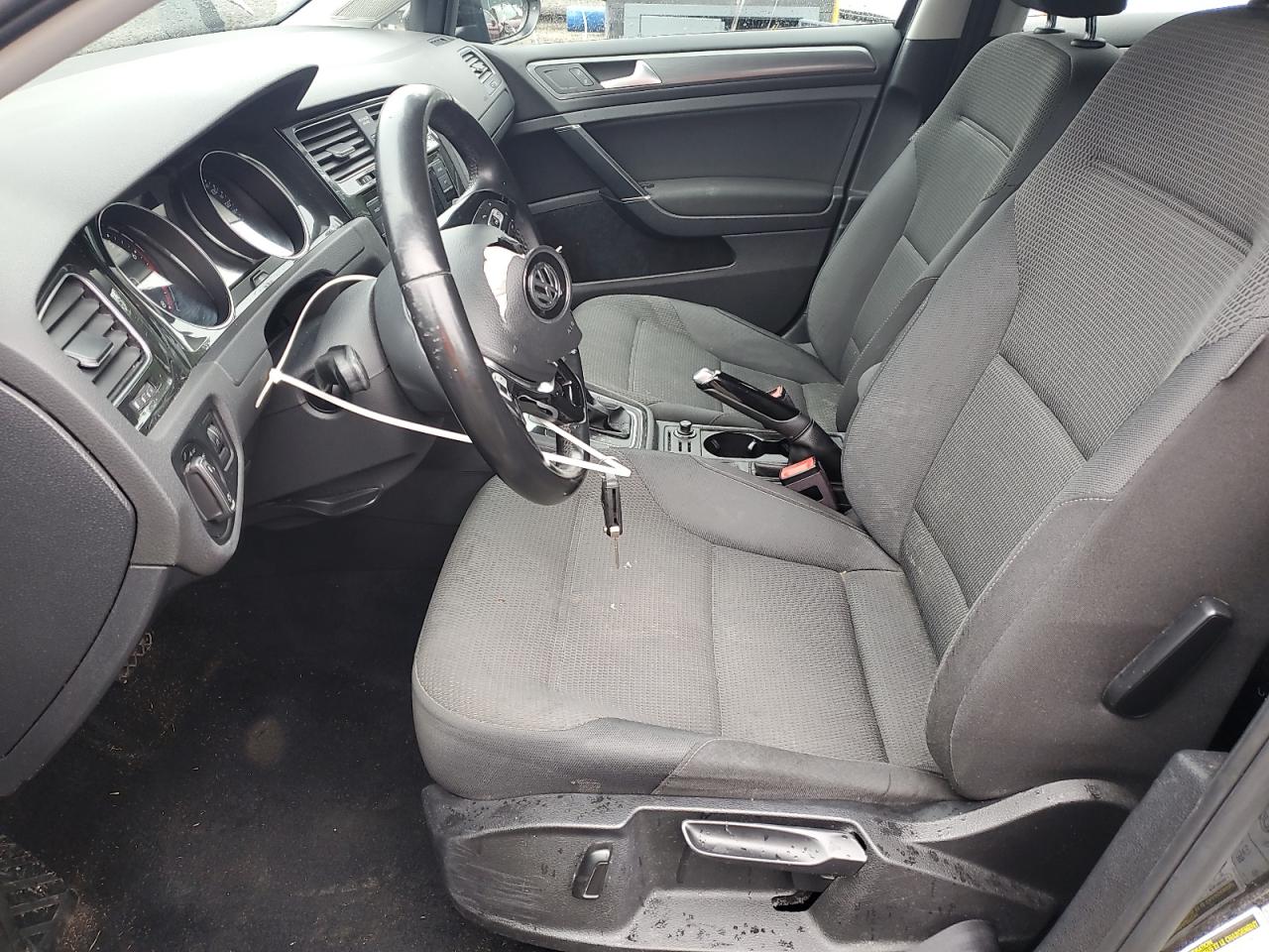 2018 Volkswagen Golf S VIN: 3VWG17AU2JM276584 Lot: 82638735