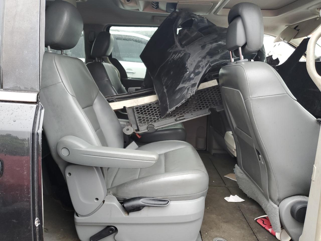 2010 Volkswagen Routan Sel VIN: 2V4RW5DX3AR435196 Lot: 85744795