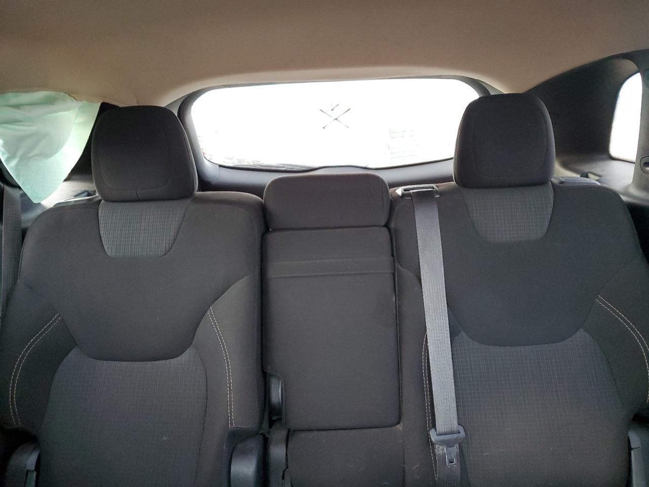 2016 Jeep Cherokee Latitude VIN: 1C4PJLCB3GW165008 Lot: 89551095