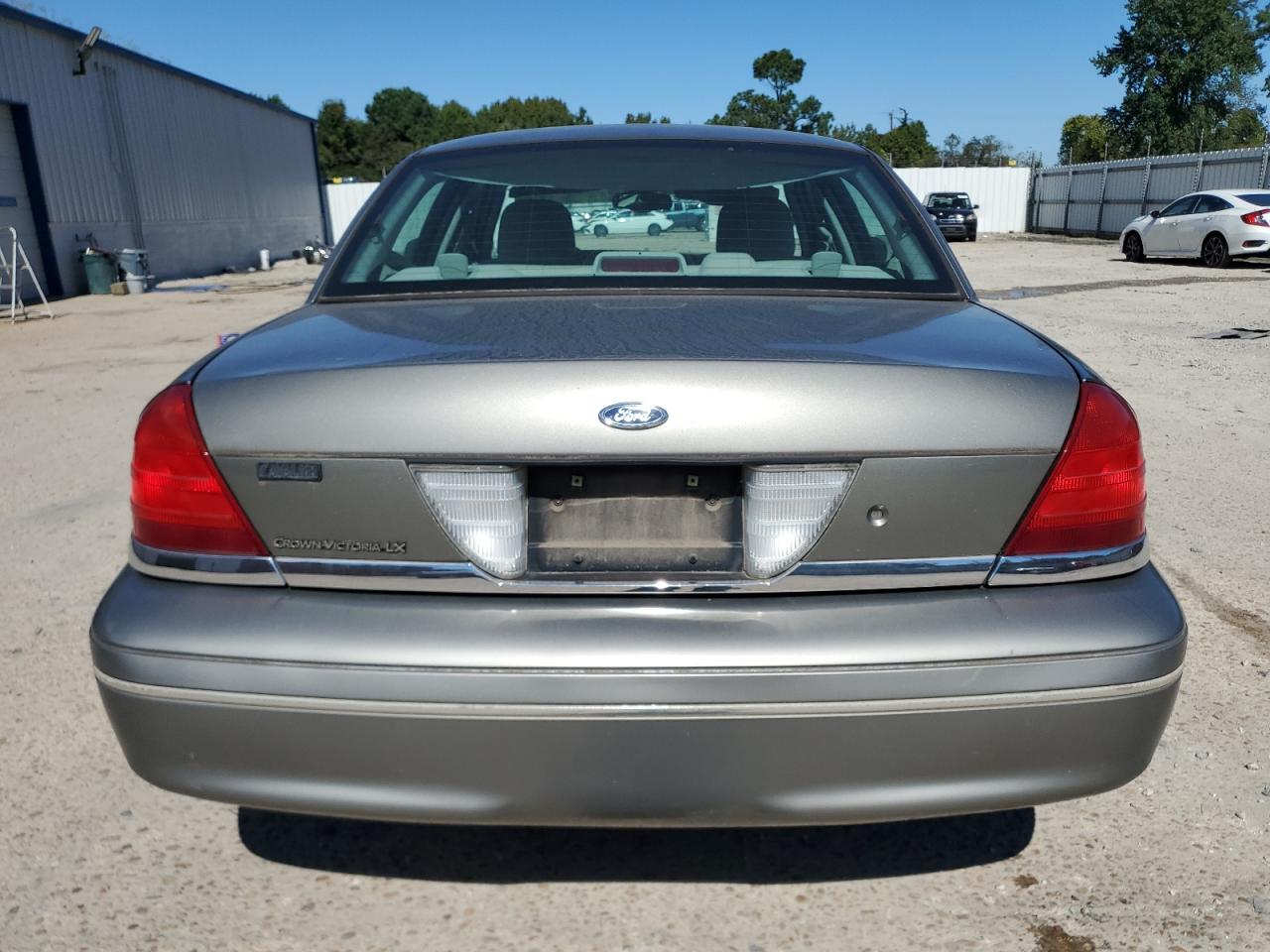 2004 Ford Crown Victoria Lx VIN: 2FAFP74W34X185610 Lot: 71364365