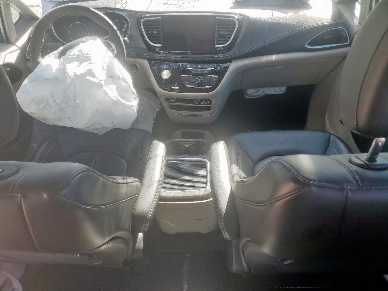 2023 Chrysler Pacifica Touring L VIN: 2C4RC3BG1PR565917 Lot: 86597545