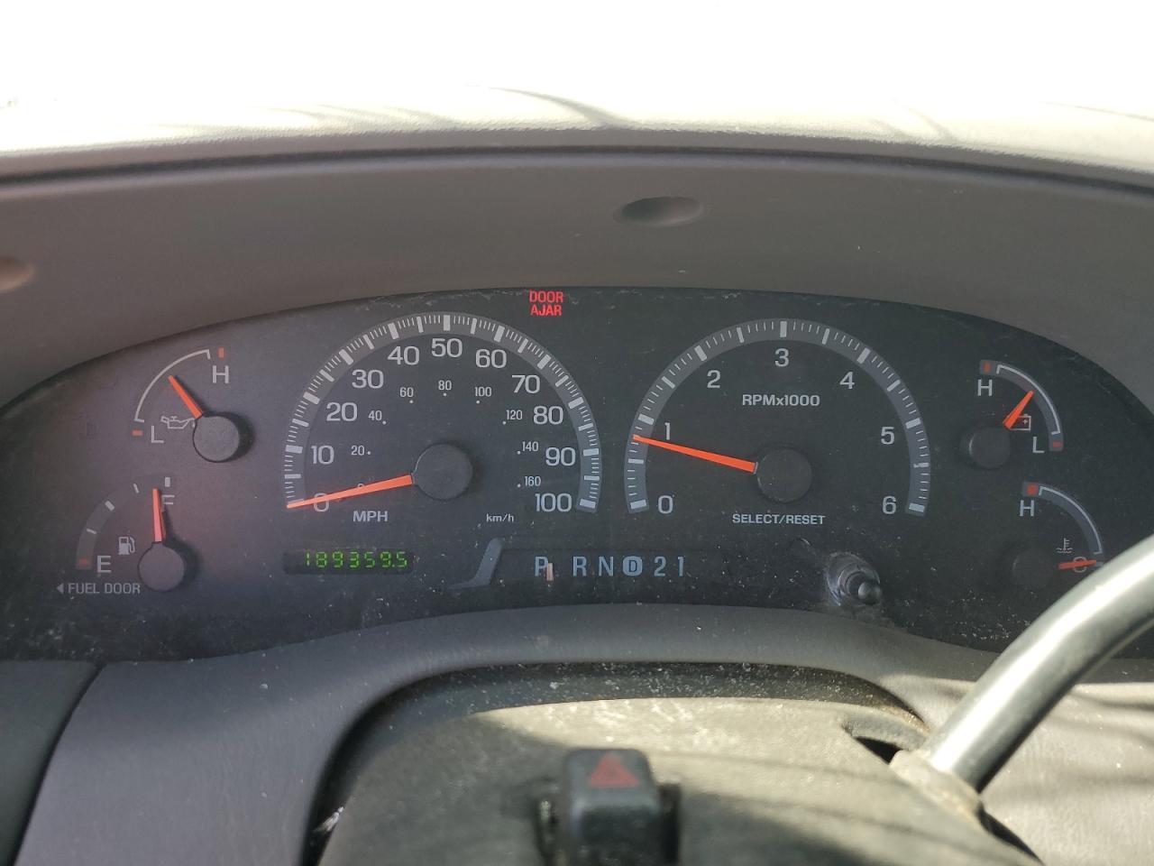 1999 Ford F150 VIN: 1FTRX18L4XKB62686 Lot: 84807295