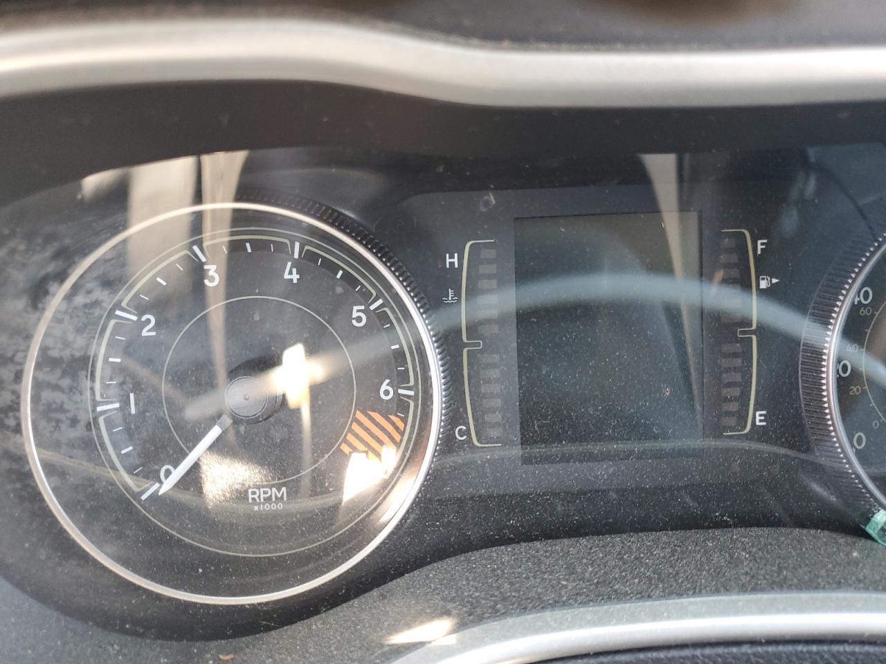 2014 Jeep Cherokee Latitude VIN: 1C4PJLCB7EW245540 Lot: 82394955