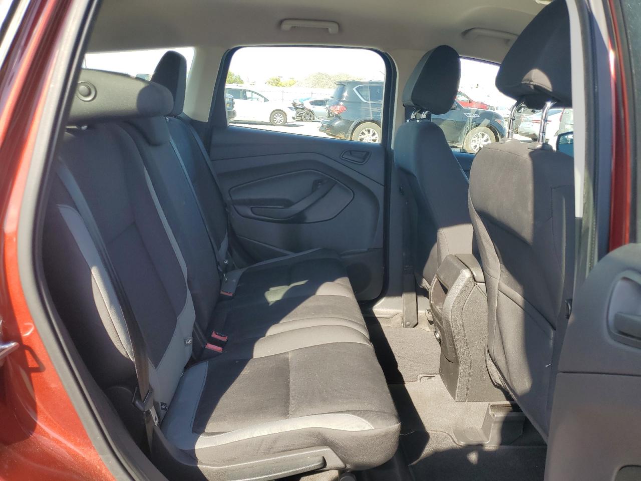 2014 Ford Escape S VIN: 1FMCU0F7XEUD17947 Lot: 82287585