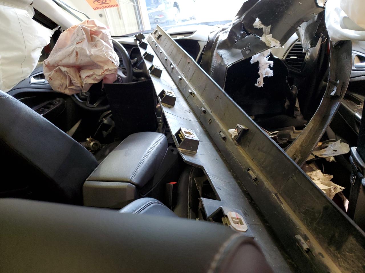 2018 Ford Escape Titanium VIN: 1FMCU9J97JUA46028 Lot: 86855505